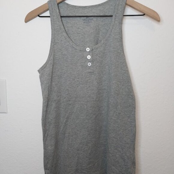 3 Tommy Hilfiger Tank Tops - Picture 4 of 12
